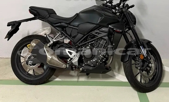 Buy Used Honda CBF Black Bike in Muscat in Masqat Buy Used Honda CBF Black Bike in Muscat in Masqat