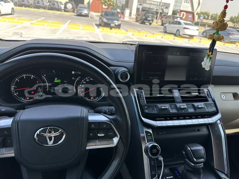 Big with watermark toyota land cruiser masqat muscat 8176