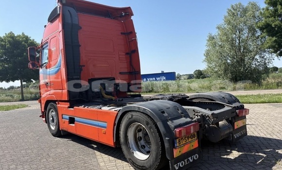 Buy Import Volvo F4 Red Truck in Suhar in al-Batinah Buy Import Volvo F4 Red Truck in Suhar in al-Batinah