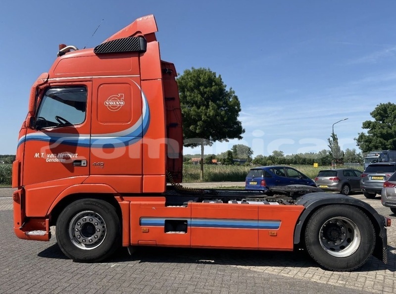Big with watermark volvo f4 al batinah suhar 8177