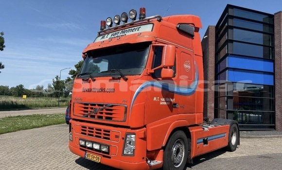 Buy Import Volvo F4 Red Truck in Suhar in al-Batinah Buy Import Volvo F4 Red Truck in Suhar in al-Batinah