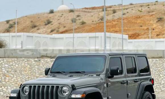 Buy Used Jeep Wrangler Black Car in al–Khaburah in al-Batinah Buy Used Jeep Wrangler Black Car in al–Khaburah in al-Batinah