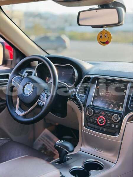 Big with watermark jeep grand cherokee al batinah al khaburah 8183
