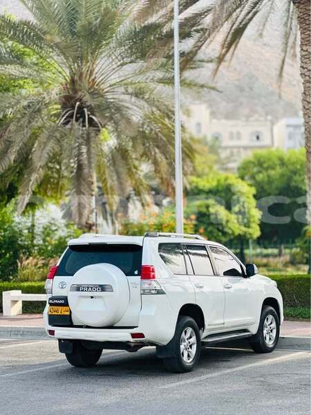 Big with watermark toyota prado al batinah al khuwair 8186