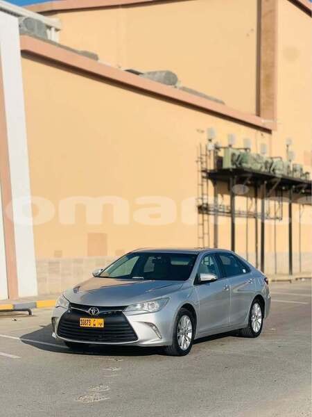 Big with watermark toyota camry masqat azaiba 8192
