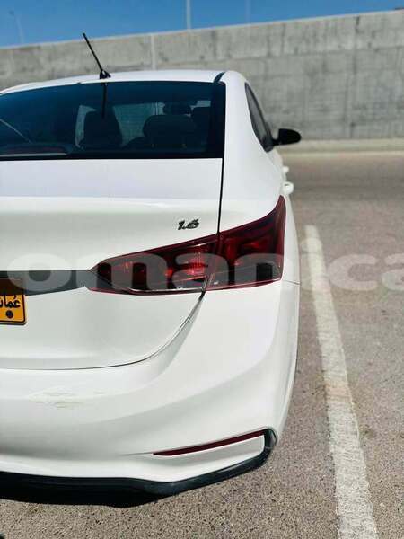 Big with watermark hyundai accent al batinah al khaburah 8194