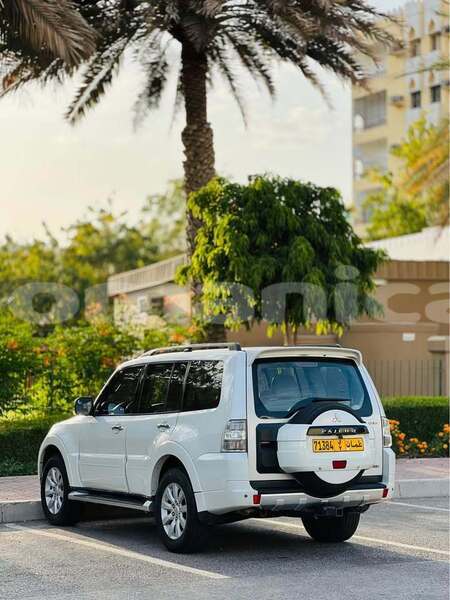 Big with watermark mitsubishi pajero al batinah al khuwair 8195