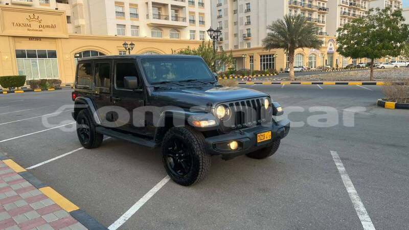 Big with watermark jeep grand cherokee al batinah al khaburah 8197