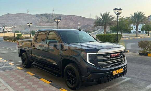 Buy Used GMC Sierra Black Car in al–Khaburah in al-Batinah Buy Used GMC Sierra Black Car in al–Khaburah in al-Batinah