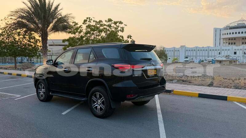Big with watermark toyota fortuner dhufar import dubai 8202