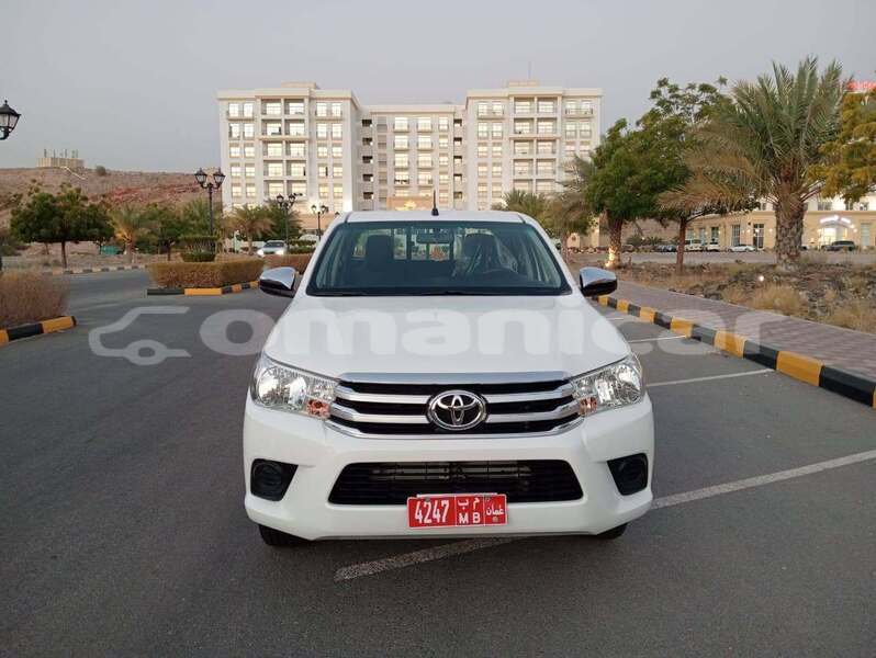 Big with watermark toyota hilux al batinah al khaburah 8204