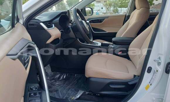Buy Used Toyota RAV4 White Car in ar–Rustaq in al-Batinah Buy Used Toyota RAV4 White Car in ar–Rustaq in al-Batinah