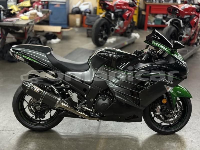 Big with watermark kawasaki zx r masqat muscat 8216