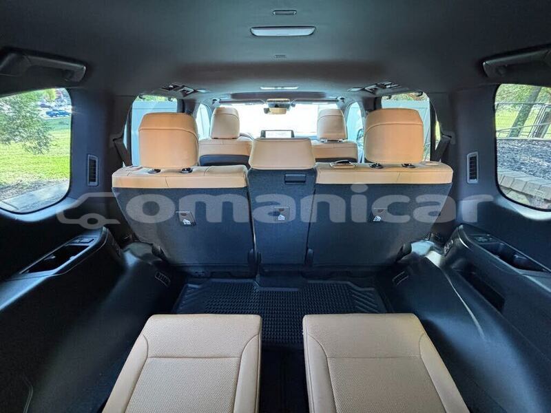 Big with watermark lexus lx masqat muscat 8218
