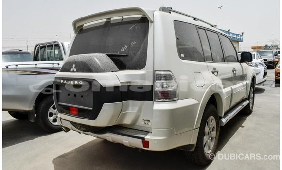 Buy Import Mitsubishi Pajero White Car in Import - Dubai in Dhufar Buy Import Mitsubishi Pajero White Car in Import - Dubai in Dhufar