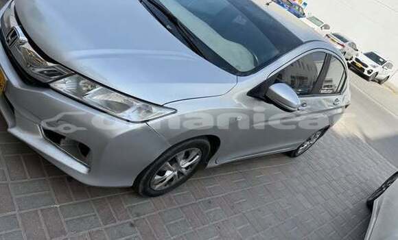 Buy Used Honda City Other Car in Al khuwair in al-Batinah Buy Used Honda City Other Car in Al khuwair in al-Batinah