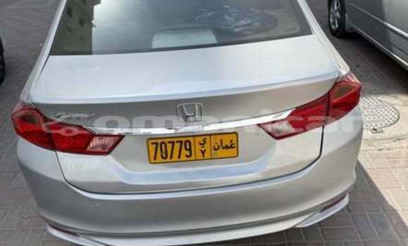 Buy Used Honda City Other Car in Al khuwair in al-Batinah Buy Used Honda City Other Car in Al khuwair in al-Batinah