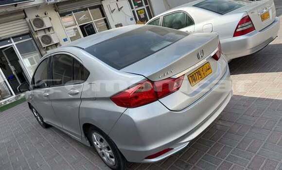 Buy Used Honda City Other Car in Al khuwair in al-Batinah Buy Used Honda City Other Car in Al khuwair in al-Batinah