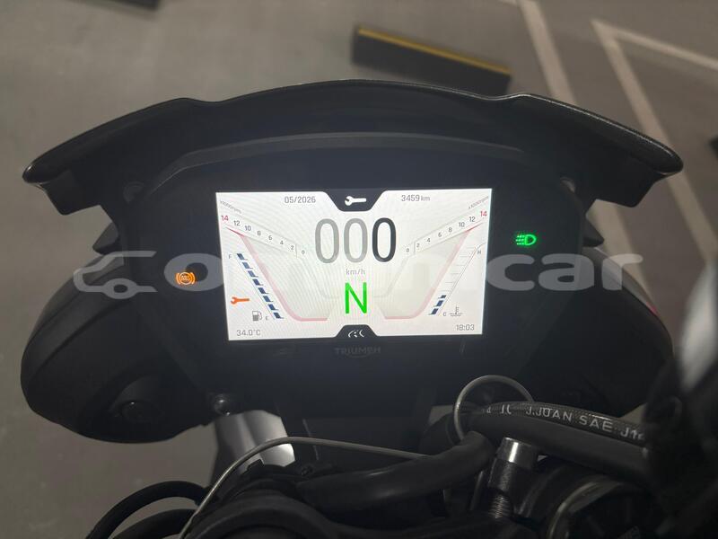Big with watermark triumph street triple masqat muscat 8231