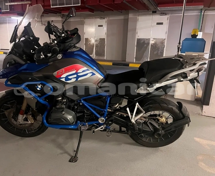 Big with watermark bmw r1200gs adventure masqat muscat 8232