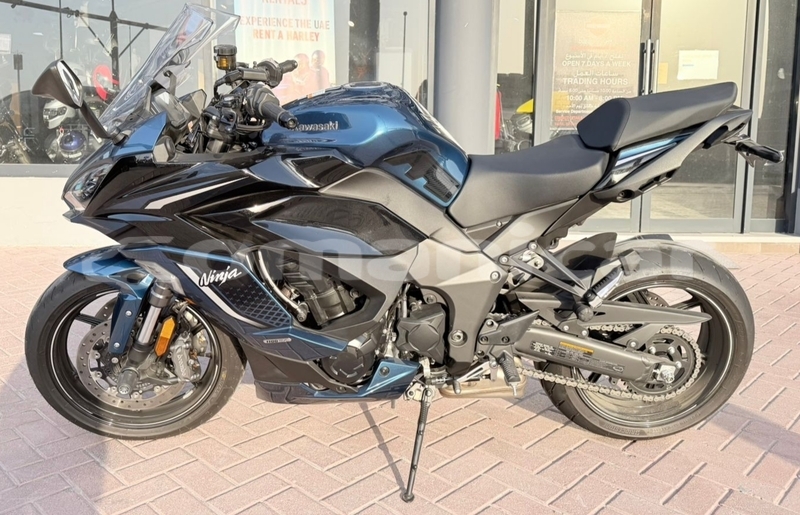 Big with watermark kawasaki ninja masqat muscat 8233