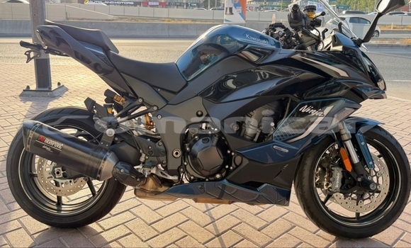 Buy Used Kawasaki Ninja Beige Bike in Muscat in Masqat Buy Used Kawasaki Ninja Beige Bike in Muscat in Masqat
