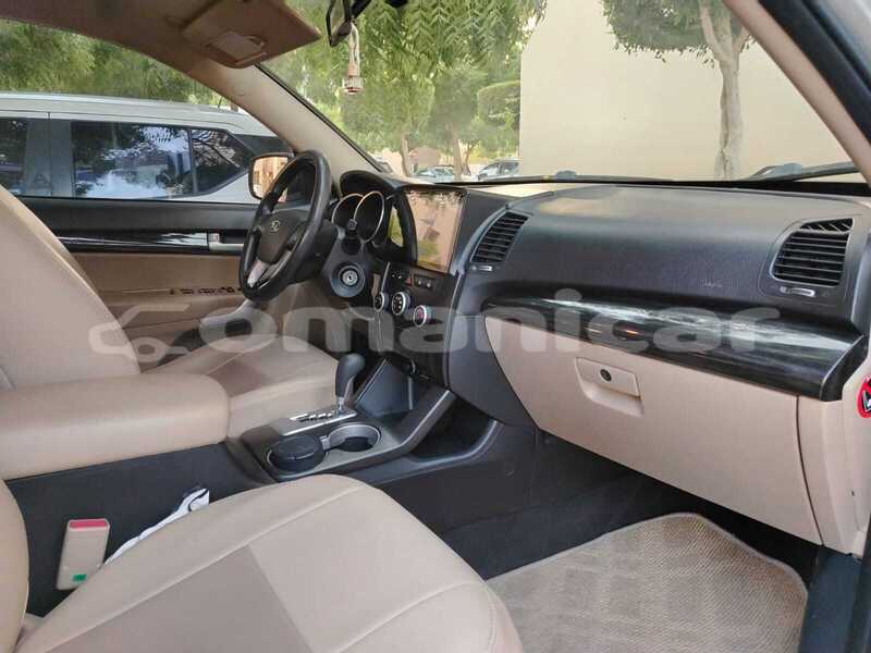 Big with watermark kia sorento masqat muscat 8234