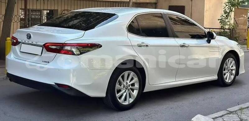 Big with watermark toyota camry masqat muscat 8237
