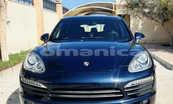 Buy Used Porsche Cayenne Blue Car in Muscat in Masqat