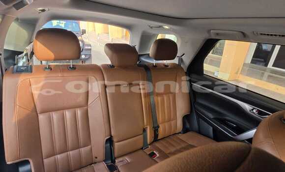 Buy Used Changan CS85 White Car in Muscat in Masqat Buy Used Changan CS85 White Car in Muscat in Masqat