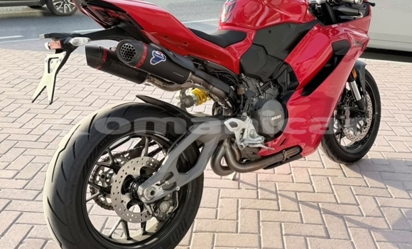 Buy Used Ducati Panigale Red Bike in Muscat in Masqat Buy Used Ducati Panigale Red Bike in Muscat in Masqat