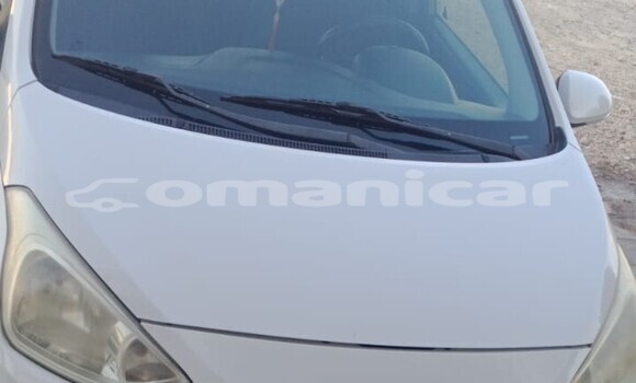 Buy Used Hyundai i10 White Car in Barkah in al-Batinah Buy Used Hyundai i10 White Car in Barkah in al-Batinah