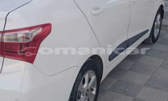 Buy Used Hyundai i10 White Car in Barkah in al-Batinah Buy Used Hyundai i10 White Car in Barkah in al-Batinah