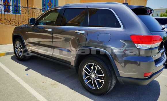 Buy Used Jeep Grand Cherokee Other Car in Muscat in Masqat Buy Used Jeep Grand Cherokee Other Car in Muscat in Masqat