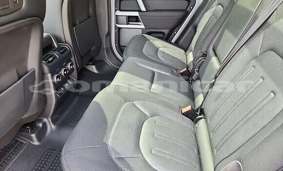 Buy Used Land Rover Defender White Car in Salalah in Dhufar Buy Used Land Rover Defender White Car in Salalah in Dhufar