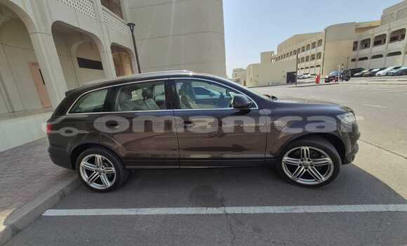 Buy Used Audi Q7 Brown Car in Muscat in Masqat Buy Used Audi Q7 Brown Car in Muscat in Masqat
