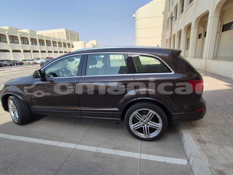 Big with watermark audi q7 masqat muscat 8250