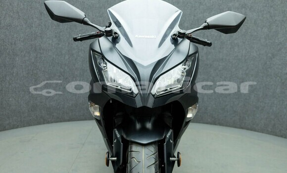 Buy Used Kawasaki Ninja Black Bike in Azaiba in Masqat Buy Used Kawasaki Ninja Black Bike in Azaiba in Masqat