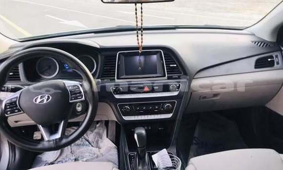 Buy Used Hyundai Sonata Other Car in al–Khaburah in al-Batinah Buy Used Hyundai Sonata Other Car in al–Khaburah in al-Batinah