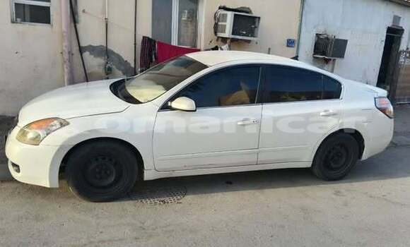 Buy Used Nissan Almera Other Car in Al khuwair in al-Batinah Buy Used Nissan Almera Other Car in Al khuwair in al-Batinah