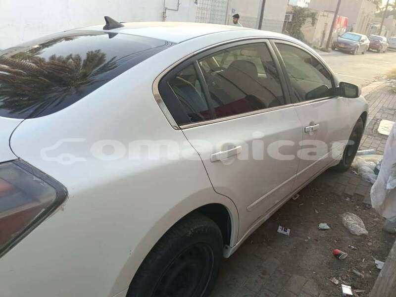 Big with watermark nissan almera al batinah al khuwair 8272