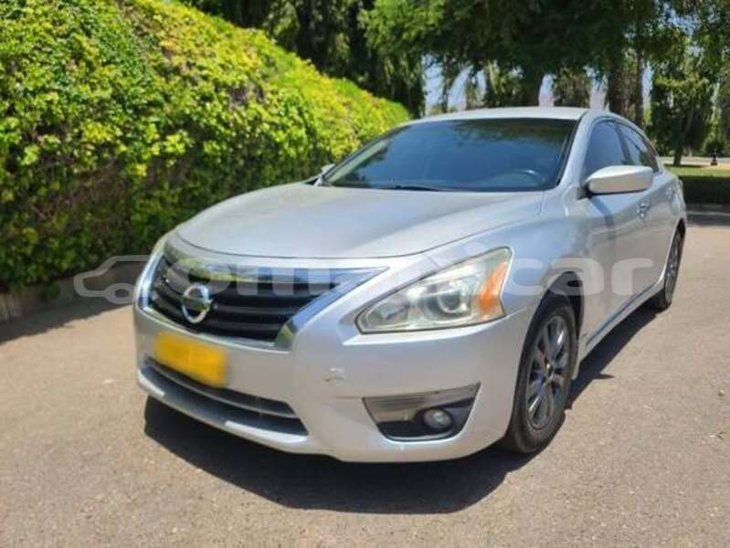 Big with watermark nissan altima al batinah al masna ah 8275