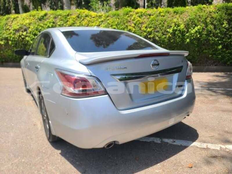 Big with watermark nissan altima al batinah al masna ah 8275