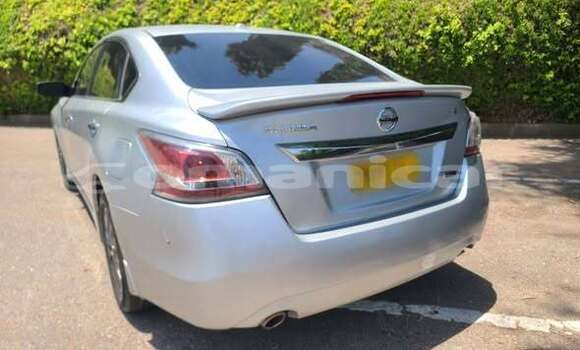 Buy Used Nissan Altima Other Car in al–Masna'ah in al-Batinah Buy Used Nissan Altima Other Car in al–Masna'ah in al-Batinah