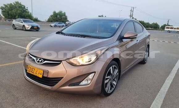 Buy Used Hyundai Elantra Other Car in al–Khaburah in al-Batinah