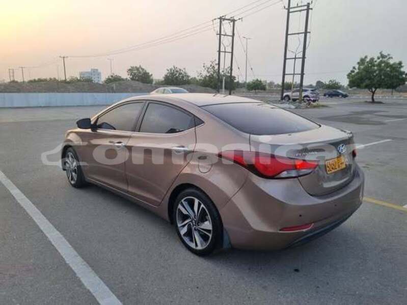 Big with watermark hyundai elantra al batinah al khaburah 8279