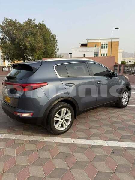 Big with watermark kia sportage al batinah al khaburah 8285