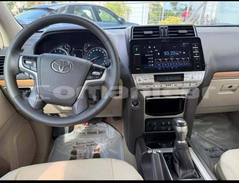 Big with watermark toyota land cruiser prado al batinah al khaburah 8289