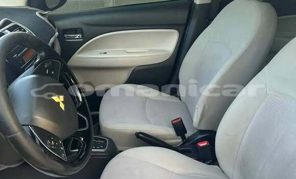 Buy Used Mitsubishi Attrage White Car in al–Masna'ah in al-Batinah Buy Used Mitsubishi Attrage White Car in al–Masna'ah in al-Batinah