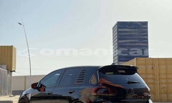 Buy Used Toyota Vitz Black Car in al–Masna'ah in al-Batinah Buy Used Toyota Vitz Black Car in al–Masna'ah in al-Batinah